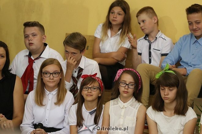 Zakończenie roku szkolnego w Szkole Podstawowej nr 6 [23.06.2017] - zdjęcie #14 - eOstroleka.pl
