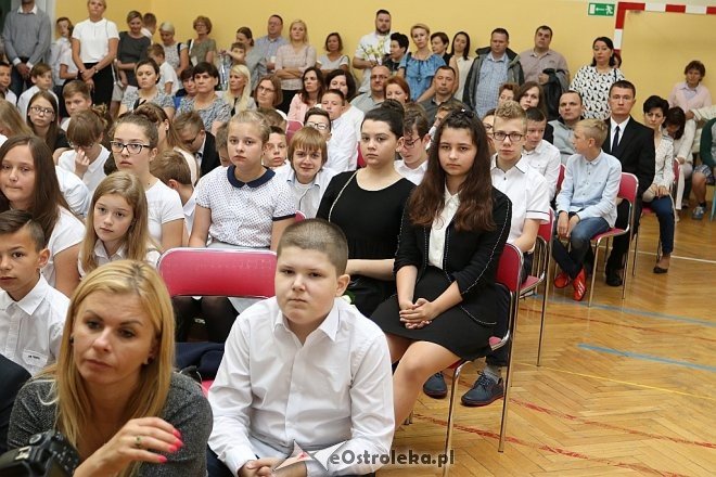 Zakończenie roku szkolnego w Szkole Podstawowej nr 6 [23.06.2017] - zdjęcie #40 - eOstroleka.pl