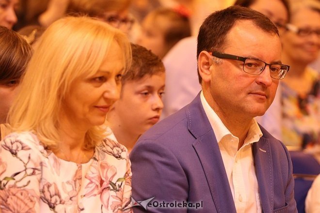 Zakończenie roku szkolnego w Szkole Podstawowej nr 10 [23.06.2017] - zdjęcie #19 - eOstroleka.pl