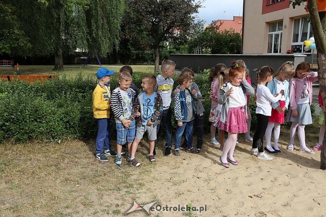 Otwarcie placu zabaw w Przedszkolu Miejskim nr 8 [26.06.2017] - zdjęcie #19 - eOstroleka.pl