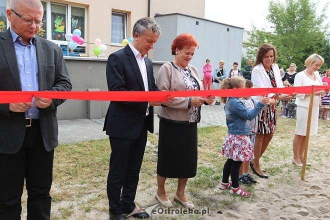 Otwarcie placu zabaw w Przedszkolu Miejskim nr 8 [26.06.2017] - zdjęcie #21 - eOstroleka.pl