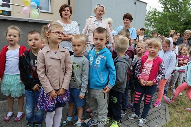 Otwarcie placu zabaw w Przedszkolu Miejskim nr 8 [26.06.2017] - zdjęcie #5 - eOstroleka.pl