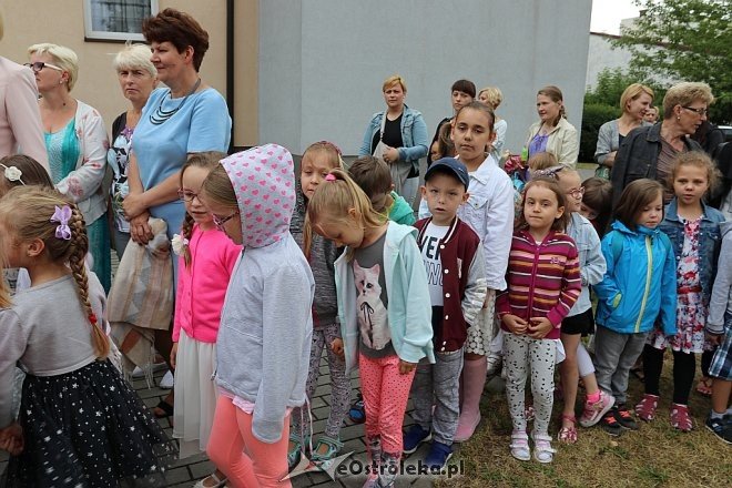 Otwarcie placu zabaw w Przedszkolu Miejskim nr 8 [26.06.2017] - zdjęcie #41 - eOstroleka.pl