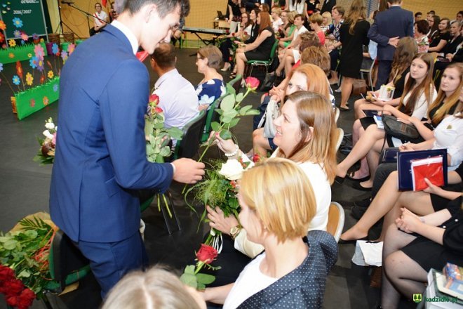 Kadzidło: Zakończenie roku szkolnego 2016/2017 w gimnazjum Wilka [23.06.2017] - zdjęcie #43 - eOstroleka.pl