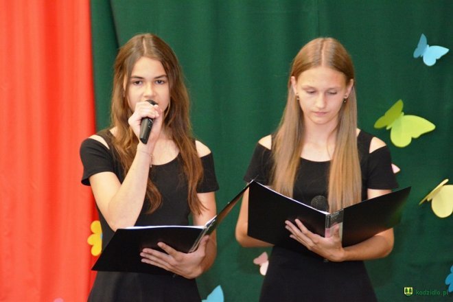 Kadzidło: Zakończenie roku szkolnego 2016/2017 w gimnazjum Wilka [23.06.2017] - zdjęcie #32 - eOstroleka.pl