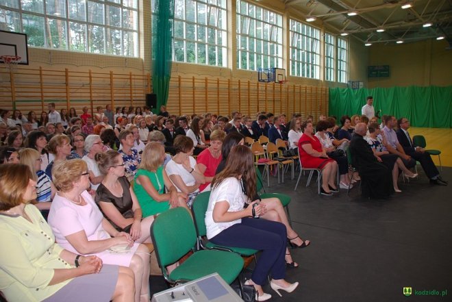 Kadzidło: Zakończenie roku szkolnego 2016/2017 w gimnazjum Wilka [23.06.2017] - zdjęcie #26 - eOstroleka.pl