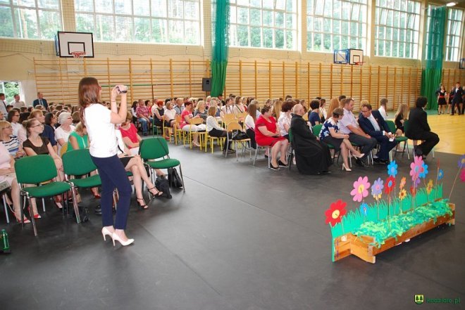 Kadzidło: Zakończenie roku szkolnego 2016/2017 w gimnazjum Wilka [23.06.2017] - zdjęcie #15 - eOstroleka.pl