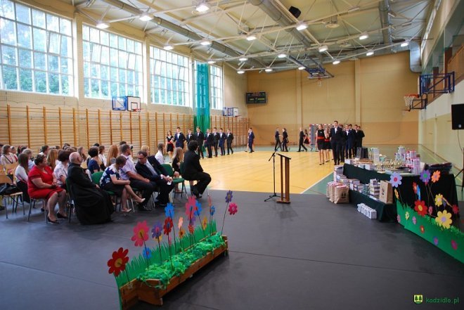 Kadzidło: Zakończenie roku szkolnego 2016/2017 w gimnazjum Wilka [23.06.2017] - zdjęcie #14 - eOstroleka.pl