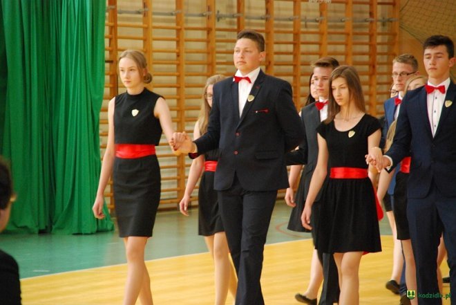 Kadzidło: Zakończenie roku szkolnego 2016/2017 w gimnazjum Wilka [23.06.2017] - zdjęcie #10 - eOstroleka.pl