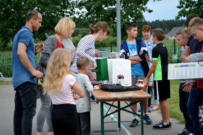 Festyn wakacyjny na powitanie lata w Szafrankach [ZDJĘCIA] - zdjęcie #32 - eOstroleka.pl