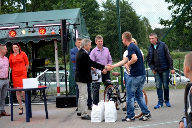 Festyn wakacyjny na powitanie lata w Szafrankach [ZDJĘCIA] - zdjęcie #12 - eOstroleka.pl