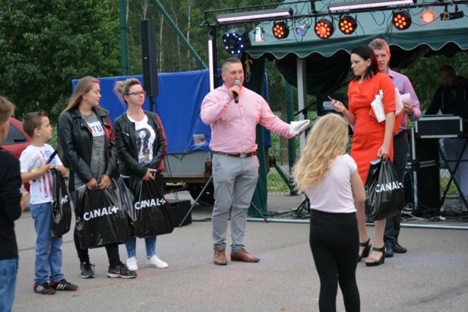 Festyn wakacyjny na powitanie lata w Szafrankach [ZDJĘCIA] - zdjęcie #4 - eOstroleka.pl