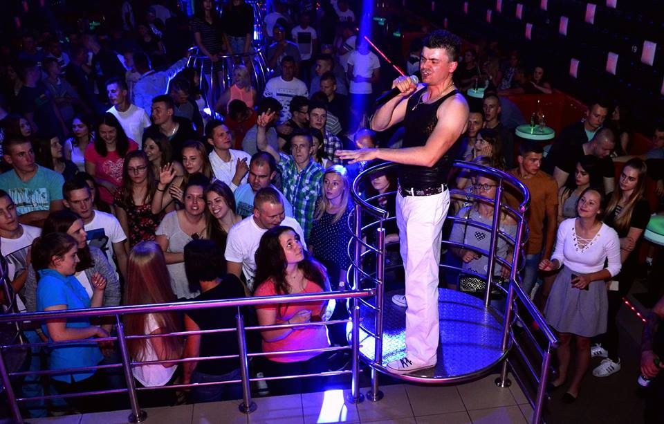 Tomasz Niecik wystąpił w Clubie Ibiza Zalesie [ZDJĘCIA] - zdjęcie #8 - eOstroleka.pl