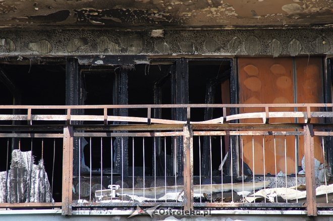 Ostrołęka: Pożar w bloku przy ulicy Madalińskiego [ZDJĘCIA] - zdjęcie #8 - eOstroleka.pl
