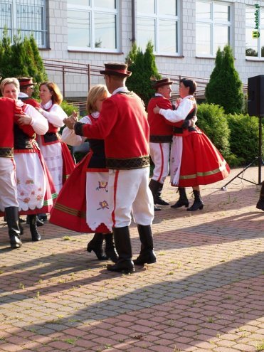 Jubileusz Ludowego Zespołu Pieśni i Tańca „Wach” [ZDJĘCIA] - zdjęcie #176 - eOstroleka.pl