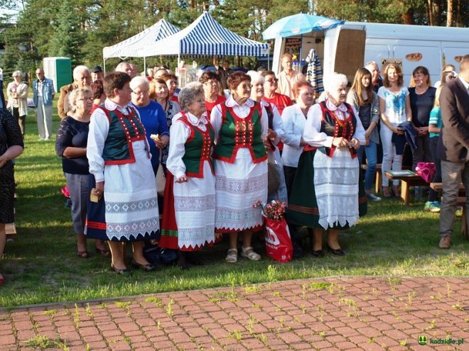 Jubileusz Ludowego Zespołu Pieśni i Tańca „Wach” [ZDJĘCIA] - zdjęcie #101 - eOstroleka.pl