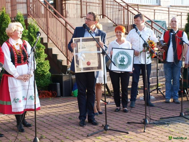 Jubileusz Ludowego Zespołu Pieśni i Tańca „Wach” [ZDJĘCIA] - zdjęcie #116 - eOstroleka.pl