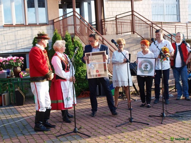Jubileusz Ludowego Zespołu Pieśni i Tańca „Wach” [ZDJĘCIA] - zdjęcie #113 - eOstroleka.pl