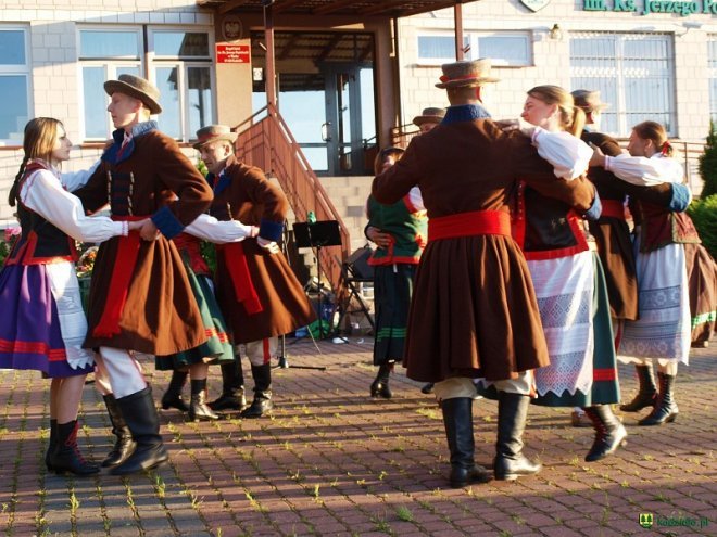 Jubileusz Ludowego Zespołu Pieśni i Tańca „Wach” [ZDJĘCIA] - zdjęcie #95 - eOstroleka.pl