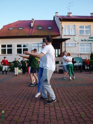 Jubileusz Ludowego Zespołu Pieśni i Tańca „Wach” [ZDJĘCIA] - zdjęcie #33 - eOstroleka.pl