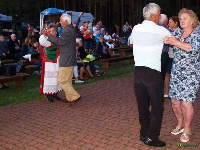 Jubileusz Ludowego Zespołu Pieśni i Tańca „Wach” [ZDJĘCIA] - zdjęcie #46 - eOstroleka.pl