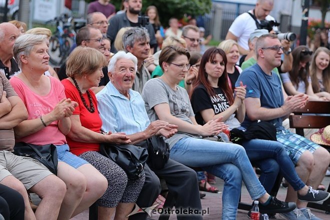 Witek Muzyk Ulicy w Art Czwartku [20.07.2017] - zdjęcie #27 - eOstroleka.pl