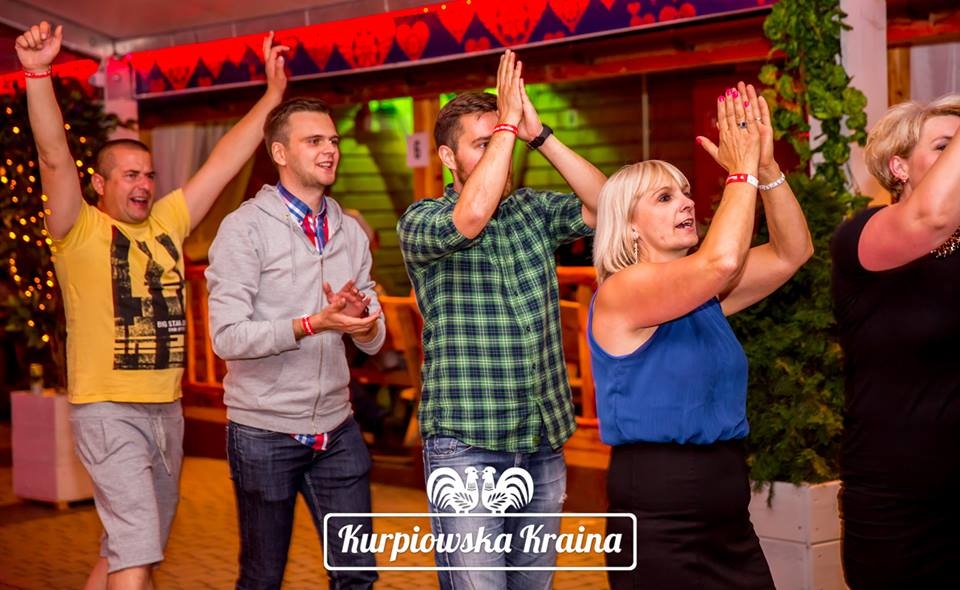 Dancing z zespołem Konkret w Kurpiowskiej Krainie [ZDJĘCIA] - zdjęcie #43 - eOstroleka.pl