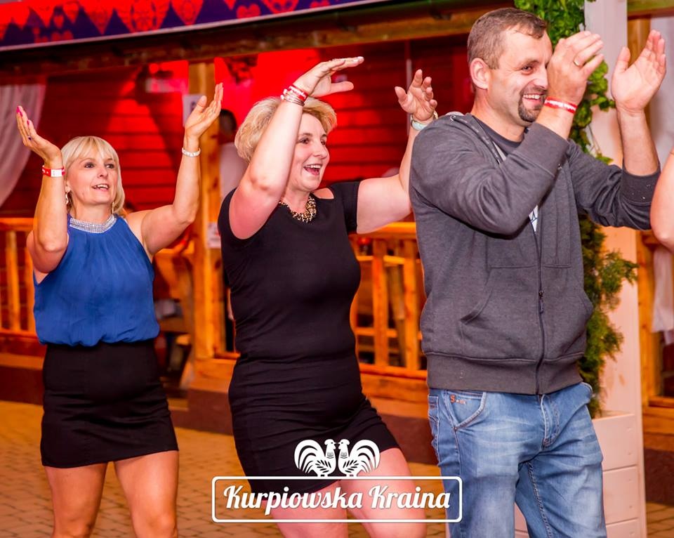 Dancing z zespołem Konkret w Kurpiowskiej Krainie [ZDJĘCIA] - zdjęcie #46 - eOstroleka.pl