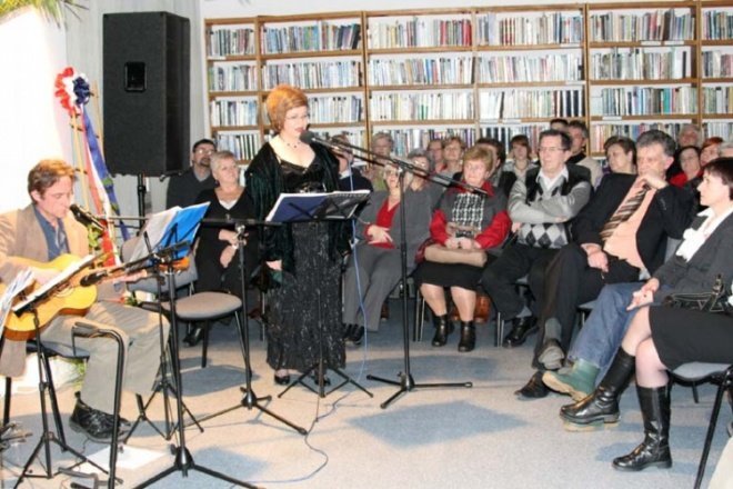 Wieczór w Arce - koncert piosenki francuskiej (25.02.2010) - zdjęcie #17 - eOstroleka.pl