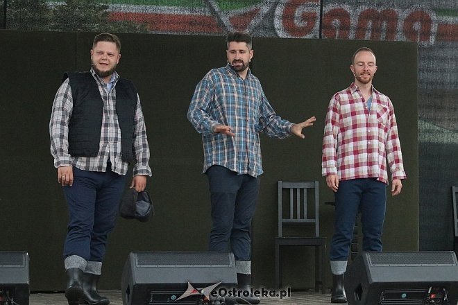 Występ zespołu Abba Mia i kabaretu Chyba [23.07.2017] - zdjęcie #8 - eOstroleka.pl