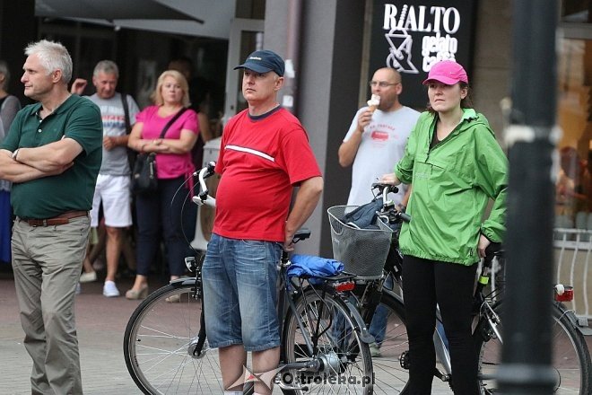Występ zespołu Abba Mia i kabaretu Chyba [23.07.2017] - zdjęcie #1 - eOstroleka.pl