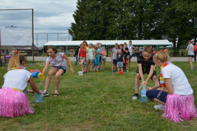 Festyn rodzinny w Lipnikach z „próbą sił” i na sportowo [ZDJĘCIA] - zdjęcie #83 - eOstroleka.pl