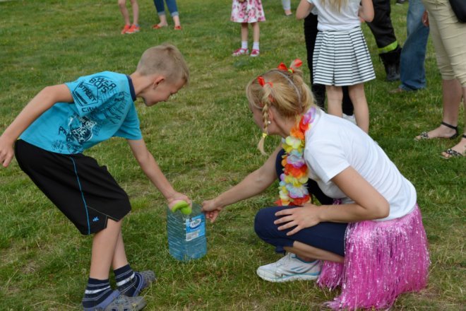 Festyn rodzinny w Lipnikach z „próbą sił” i na sportowo [ZDJĘCIA] - zdjęcie #80 - eOstroleka.pl