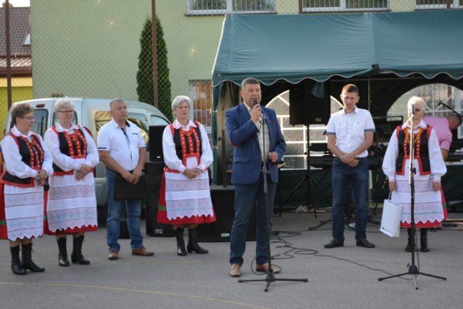 Festyn rodzinny w Lipnikach z „próbą sił” i na sportowo [ZDJĘCIA] - zdjęcie #59 - eOstroleka.pl