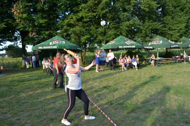 Festyn rodzinny w Lipnikach z „próbą sił” i na sportowo [ZDJĘCIA] - zdjęcie #43 - eOstroleka.pl