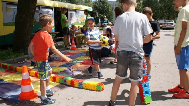 Kolejny tydzień z Radosnym Świetlicobusem za nami [31.07.2017] - zdjęcie #38 - eOstroleka.pl