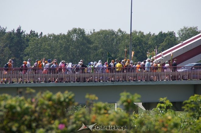 Pielgrzymi z Ełku przeszli przez Ostrołękę [ZDJĘCIA] - zdjęcie #5 - eOstroleka.pl