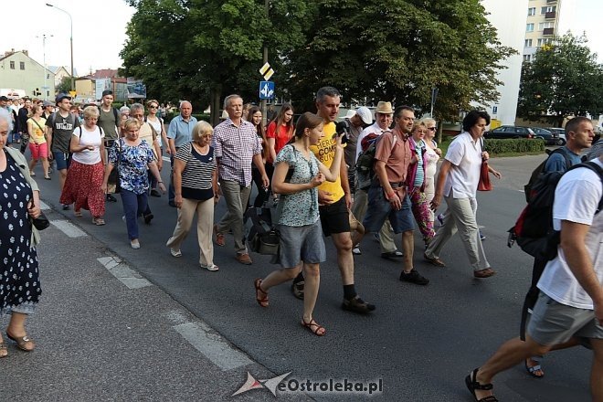 33. Piesza Pielgrzymka Łomżyńska na Jasną Górę - dzień 1 [01.08.2017] - zdjęcie #57 - eOstroleka.pl