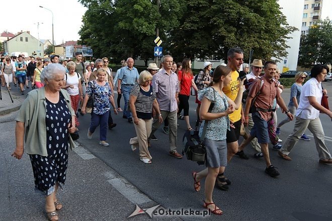 33. Piesza Pielgrzymka Łomżyńska na Jasną Górę - dzień 1 [01.08.2017] - zdjęcie #56 - eOstroleka.pl