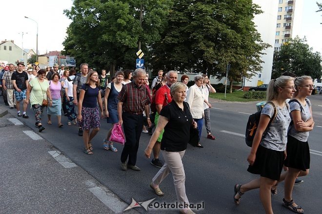 33. Piesza Pielgrzymka Łomżyńska na Jasną Górę - dzień 1 [01.08.2017] - zdjęcie #32 - eOstroleka.pl