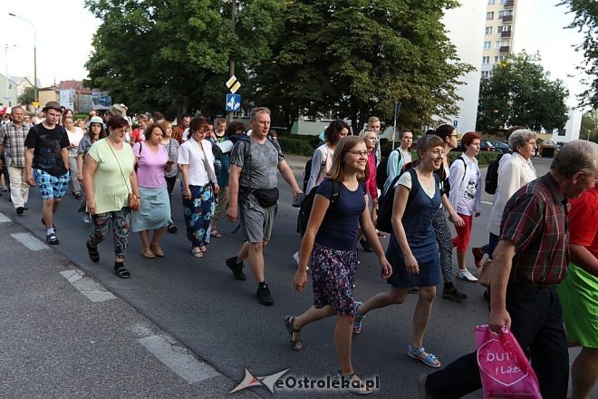 33. Piesza Pielgrzymka Łomżyńska na Jasną Górę - dzień 1 [01.08.2017] - zdjęcie #28 - eOstroleka.pl