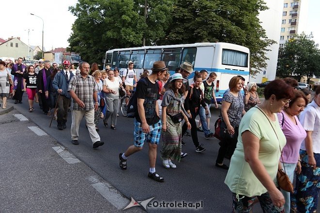 33. Piesza Pielgrzymka Łomżyńska na Jasną Górę - dzień 1 [01.08.2017] - zdjęcie #24 - eOstroleka.pl