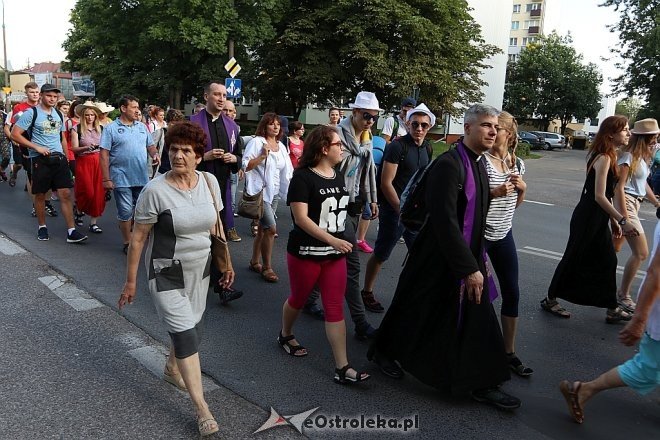 33. Piesza Pielgrzymka Łomżyńska na Jasną Górę - dzień 1 [01.08.2017] - zdjęcie #16 - eOstroleka.pl
