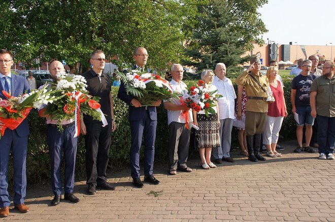 Ostrołęka: 73. rocznica wybuchu Powstania Warszawskiego [01.08.2017] - zdjęcie #61 - eOstroleka.pl