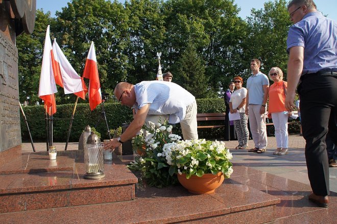 Ostrołęka: 73. rocznica wybuchu Powstania Warszawskiego [01.08.2017] - zdjęcie #45 - eOstroleka.pl