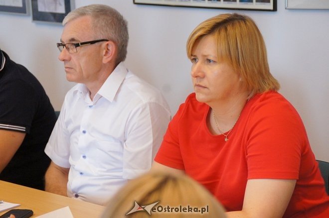 XXXV sesja Rady Powiatu w Ostrołęce [02.08.2017] - zdjęcie #11 - eOstroleka.pl