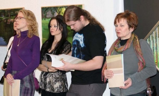 Artyści z Mazowsza - wernisaż wystawy (04.03.2010) - zdjęcie #15 - eOstroleka.pl