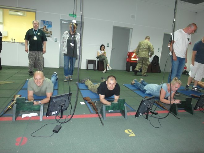 10 strzałów ku chwale Ojczyzny - zawody strzeleckie [13.08.2017] - zdjęcie #47 - eOstroleka.pl