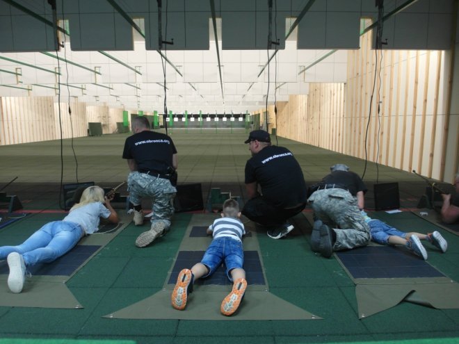 10 strzałów ku chwale Ojczyzny - zawody strzeleckie [13.08.2017] - zdjęcie #24 - eOstroleka.pl