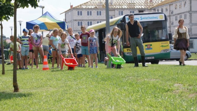 Fotorelacja z wakacyjnej trasy Radosnego Świetlicobusu [14.08.2017] - zdjęcie #90 - eOstroleka.pl